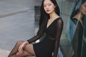 为什么黑丝美女别操免费视频如此受欢迎？
